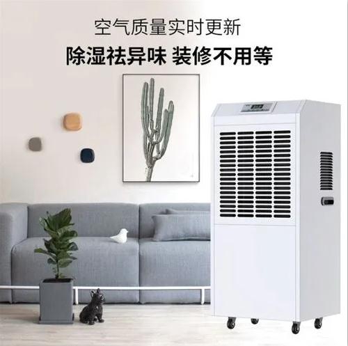 今明濕冷天氣繼續，濕冷加持下，南方真的比北方冷！